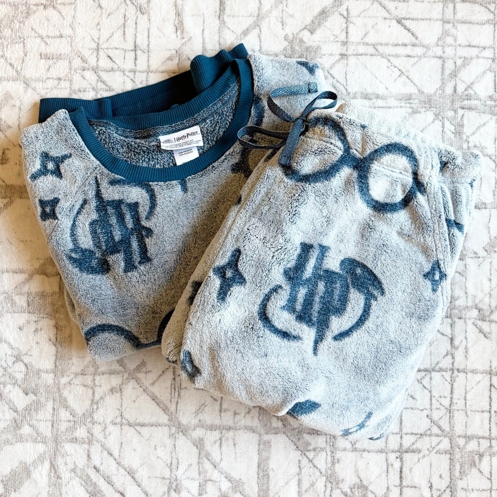 Harry Potter Fleece Pajama Set Blue Hogwarts Glasses Print, Women’s S